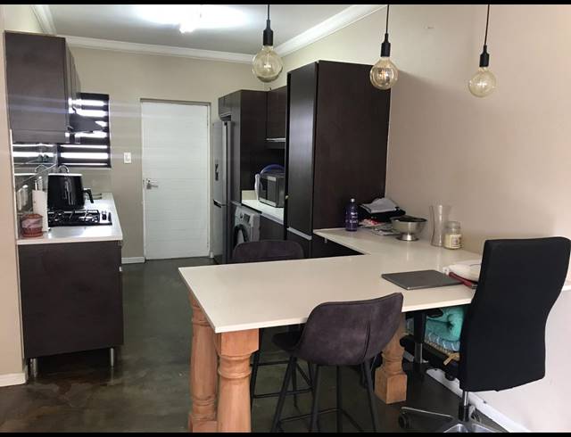 2 BEDROOM TOWNHOUSE FOR SALE IN GLENEAGLES